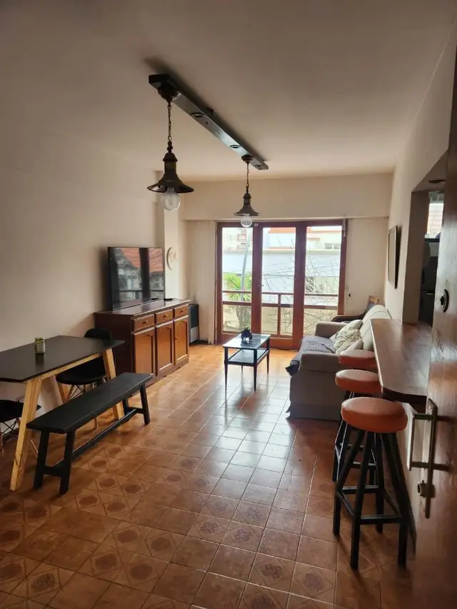 Departamento de 4 ambientes en venta en LA PERLA