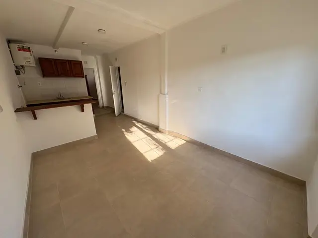 Casa de 2 ambientes en alquiler en VILLA PRIMERA