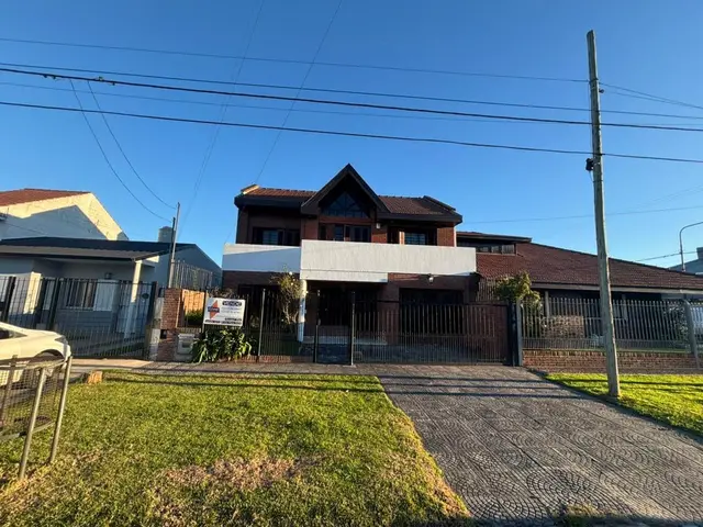 Casa de 4 ambientes en venta en SAN CAYETANO