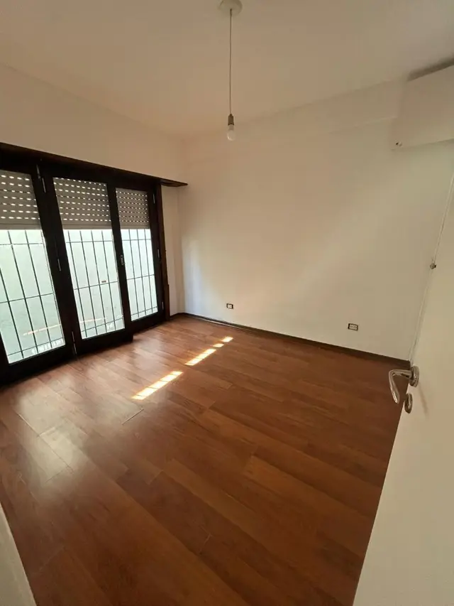 Casa de 4 ambientes en venta en TERMAS HUINCO