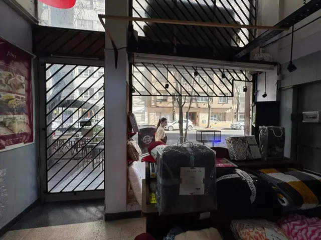 Local de 2 ambientes en venta en Centro