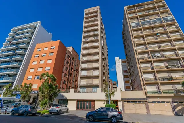 Departamento de 2 ambientes en venta en LA PERLA