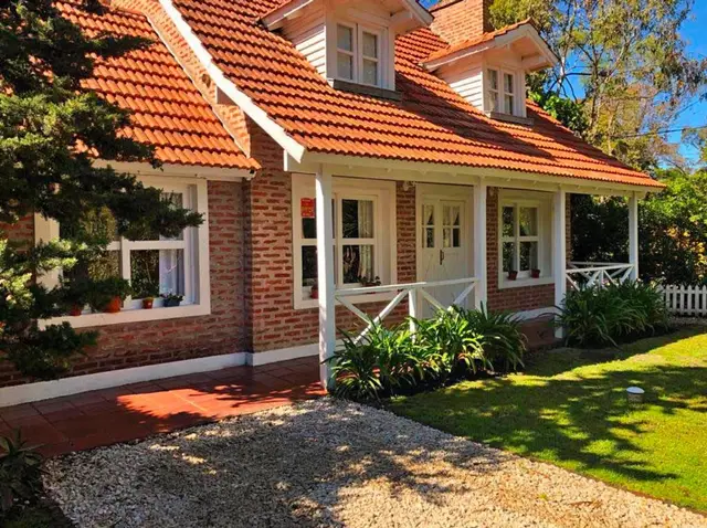 Casa de 3 ambientes en alquiler en BOSQUE PERALTA RAMOS