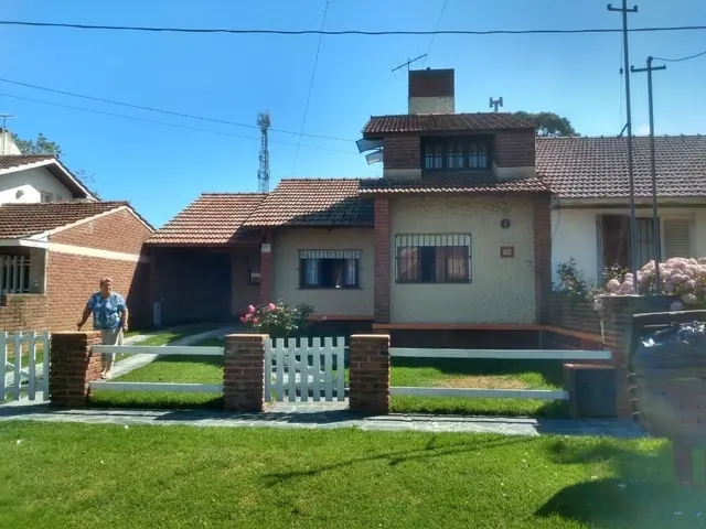 Casa de 4 ambientes en alquiler temporario en FARO NORTE