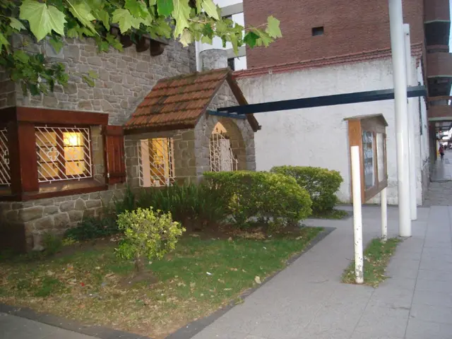 Local de 3 ambientes en venta en LA PERLA