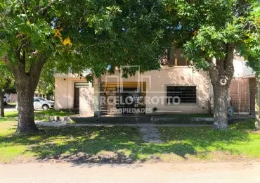 Casa de 4 ambientes en alquiler en LOPEZ DE GOMARA