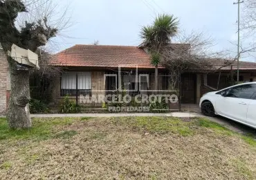 Casa de 4 ambientes en venta en Mar del Plata