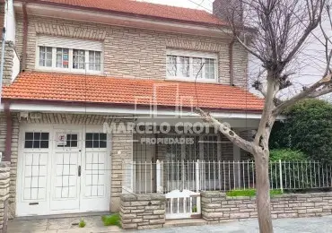 Casa de 5 ambientes en venta en Centro