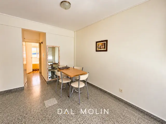 Departamento de 2 ambientes en venta en Centro