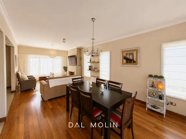 Casa de 4 ambientes en venta en Mar del Plata