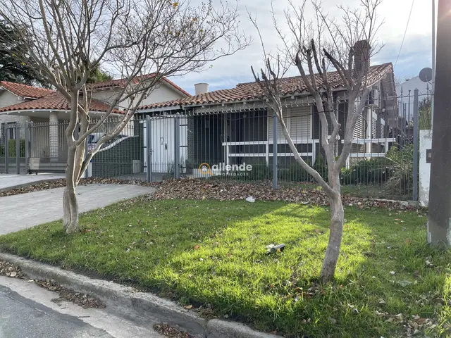 Casa de 3 ambientes en venta en PUNTA MOGOTES