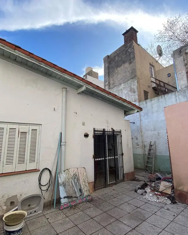 Casa de 4 ambientes en venta en LA PERLA