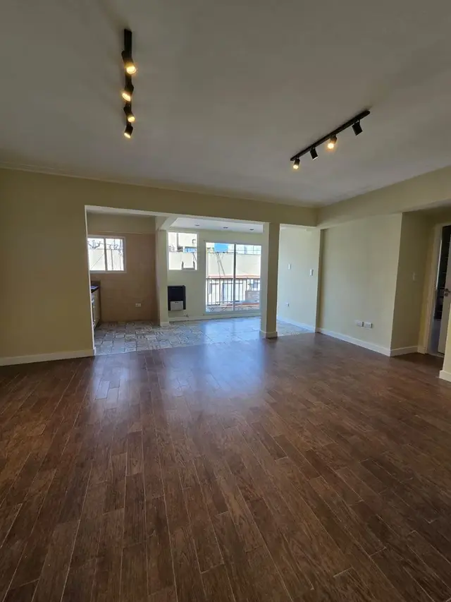 Departamento de 2 ambientes en venta en AREA CENTRO