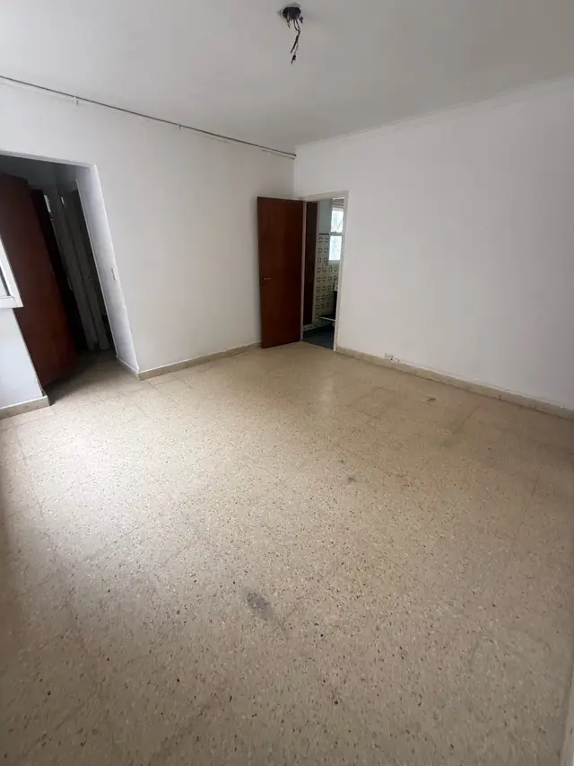 Departamento de 2 ambientes en venta en LAS AVENIDAS