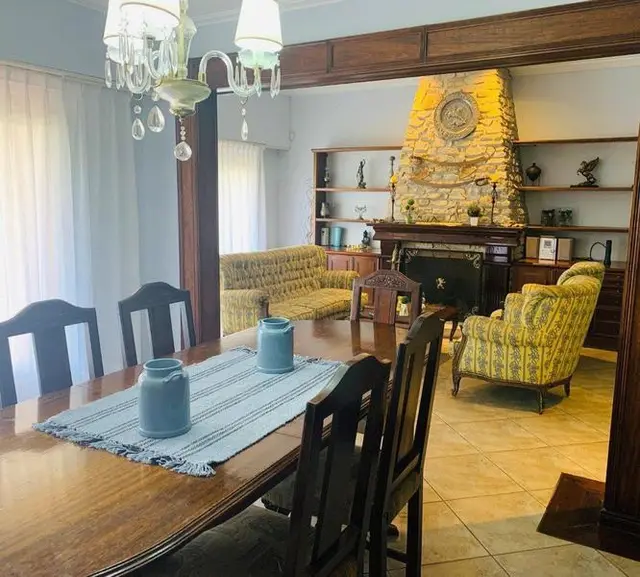 Casa de 5 ambientes en venta en PUNTA MOGOTES