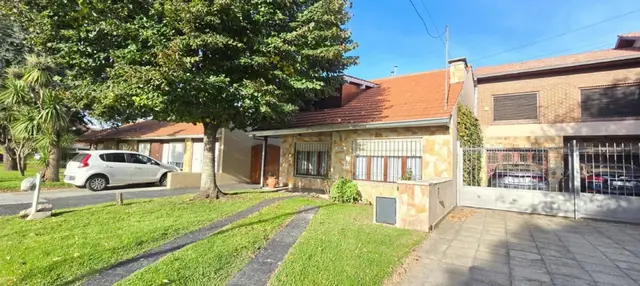 Casa de 3 ambientes en venta en CONSTITUCION