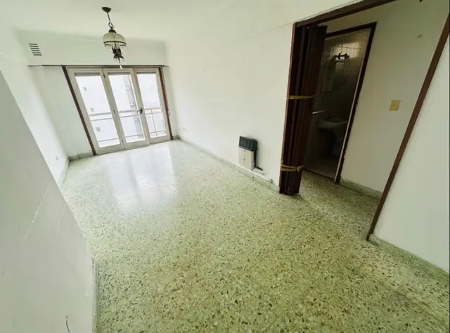 Departamento de 3 ambientes en venta en ESTACION TERMINAL (ALDREY)