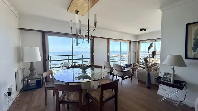 Departamento de 4 ambientes en alquiler temporario en Playa Grande