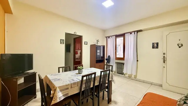 Departamento de 2 ambientes en venta en Área Centro