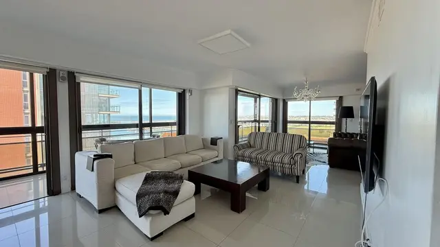 Departamento de 5 ambientes en venta en LEANDRO N. ALEM