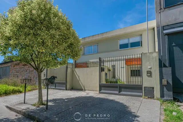 PH de 3 ambientes en venta en SARMIENTO DOMINGO FAUSTINO