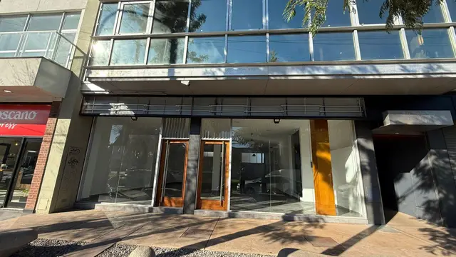 Local en alquiler en PARQUE LURO