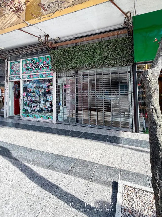 Local de 2 ambientes en alquiler en Centro