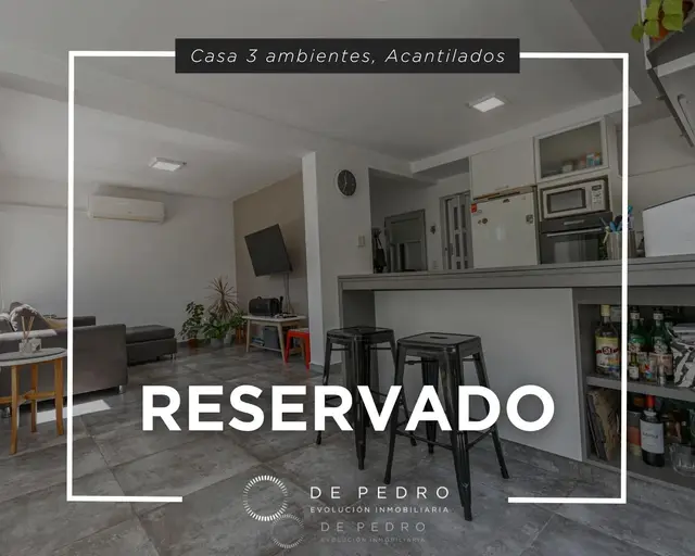 Casa de 2 ambientes en venta en LOS ACANTILADOS