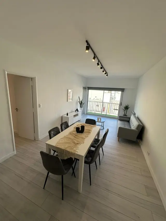 Departamento de 4 ambientes en venta en LOS ANDES