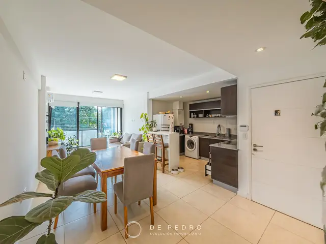 Departamento de 2 ambientes en venta en PARQUE LURO