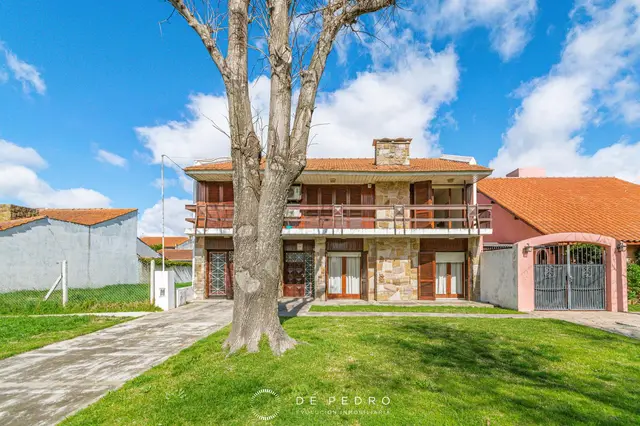 Casa de 5 ambientes en venta en CONSTITUCION