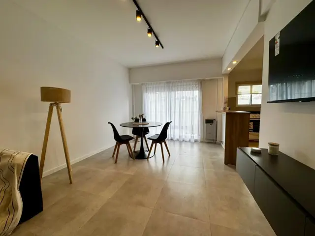 Departamento de 2 ambientes en venta en AREA CENTRO