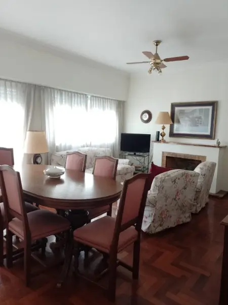 Departamento de 3 ambientes en venta en Centro