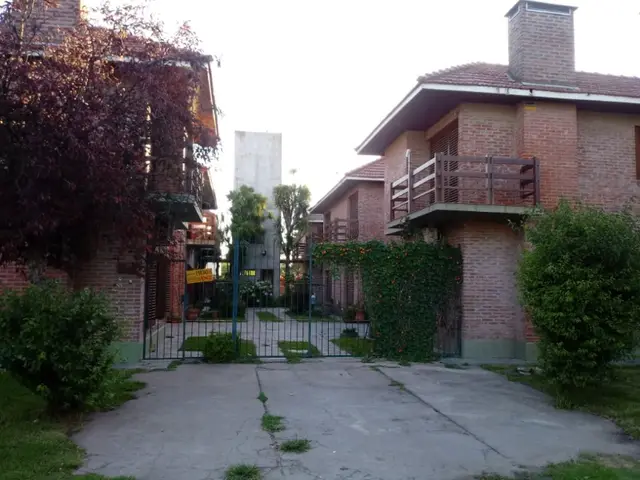 PH de 3 ambientes en venta en LOS ACANTILADOS