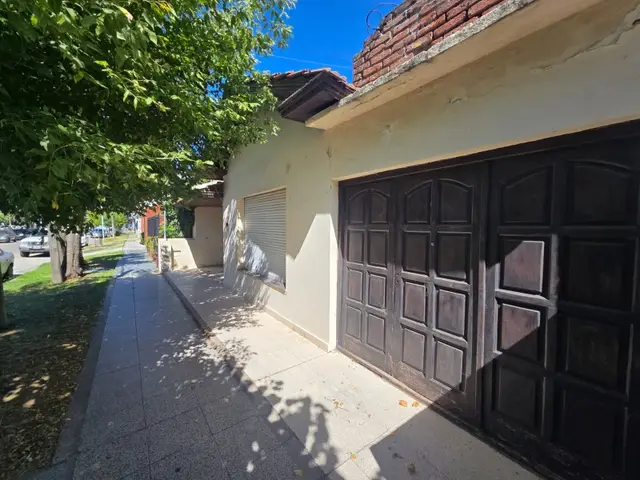 Casa de 3 ambientes en venta en VILLA PRIMERA