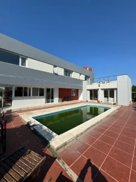 Casa de 6 ambientes en venta en Mar del Plata
