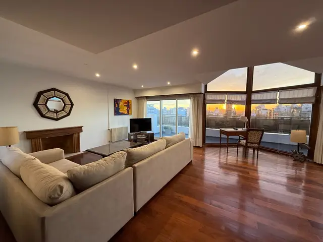 Departamento de 4 ambientes en venta en Centro