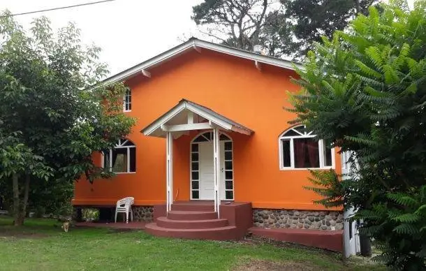 Casa de 7 ambientes en venta en DON EMILIO