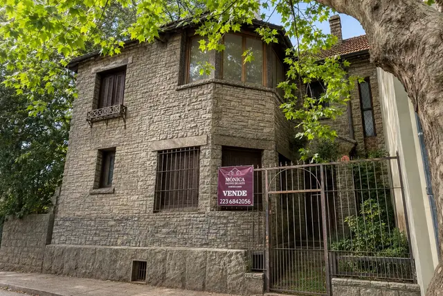Casa de 4 ambientes en venta en Centro