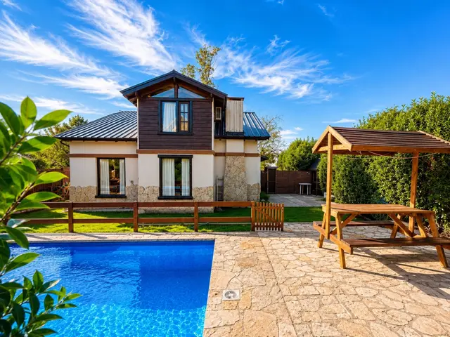 Casa de 4 ambientes en venta en LAS AVENIDAS