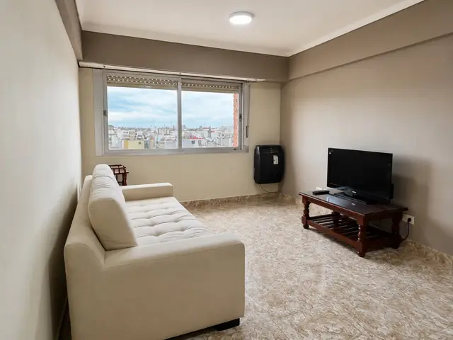 Departamento de 2 ambientes en alquiler en Plaza Colón