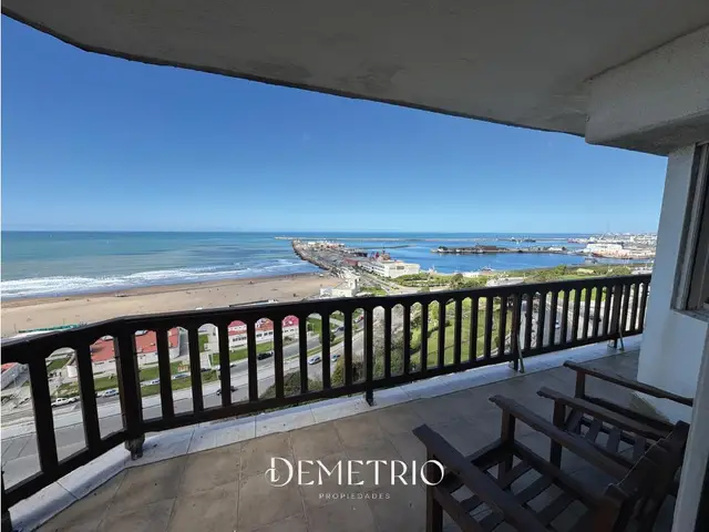 Departamento de 5 ambientes en venta en BOSQUE GRANDE