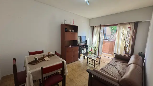 Departamento de 2 ambientes en venta en LA PERLA