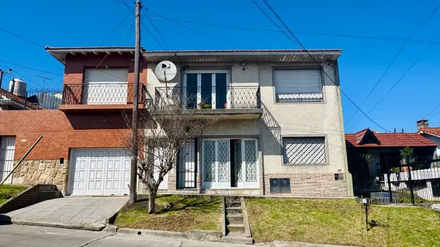 PH de 3 ambientes en alquiler en VILLA LOURDES