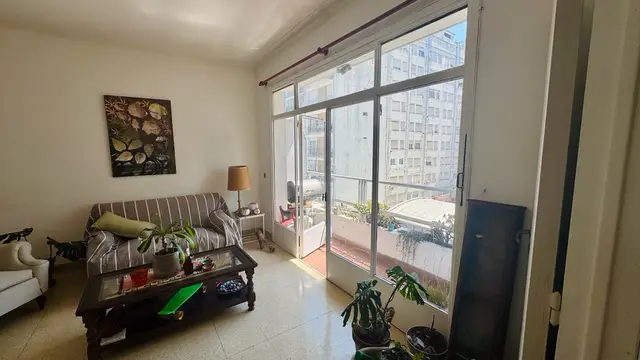 Departamento de 4 ambientes en venta en Centro