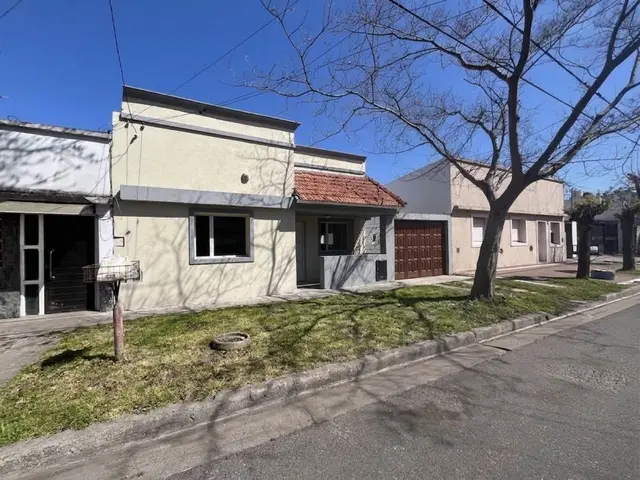 Casa de 4 ambientes en venta en Mar del Plata