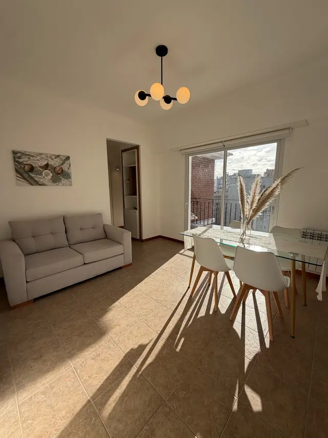 Departamento de 3 ambientes en venta en Área Centro
