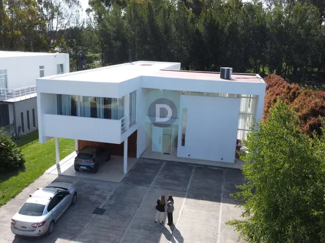 Casa de 3 ambientes en venta en Mar del Plata