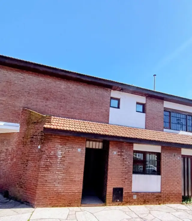PH de 3 ambientes en venta en LA PERLA