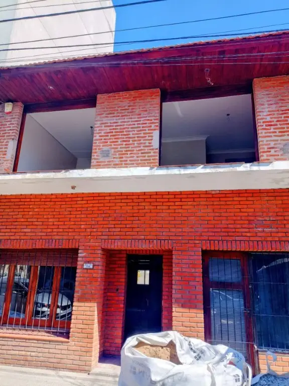 PH de 4 ambientes en venta en GENERAL ROCA